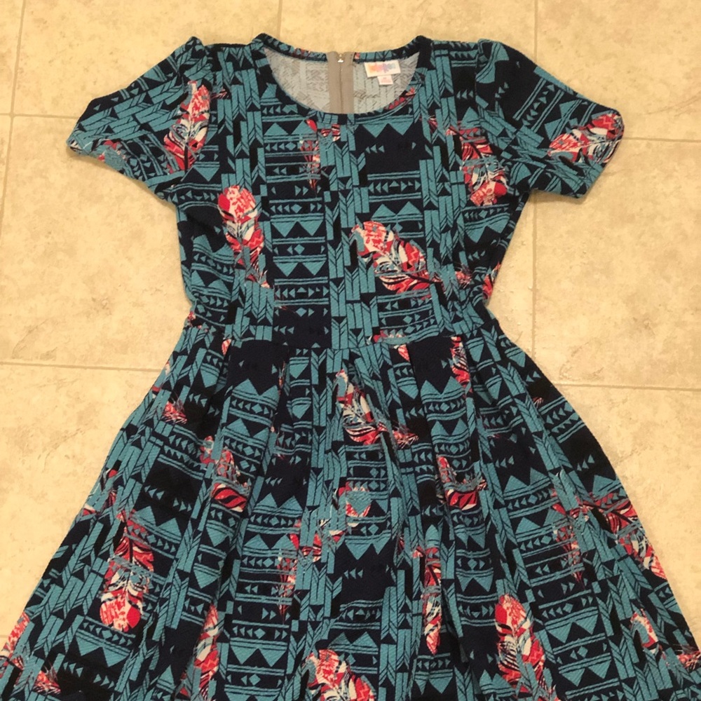 Lularoe Amelia